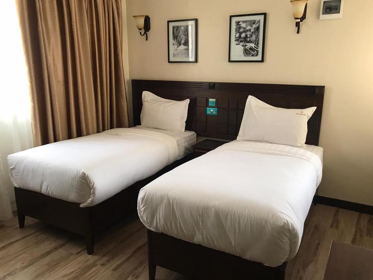 Hemak Suites ไนโรบี ภายนอก รูปภาพ