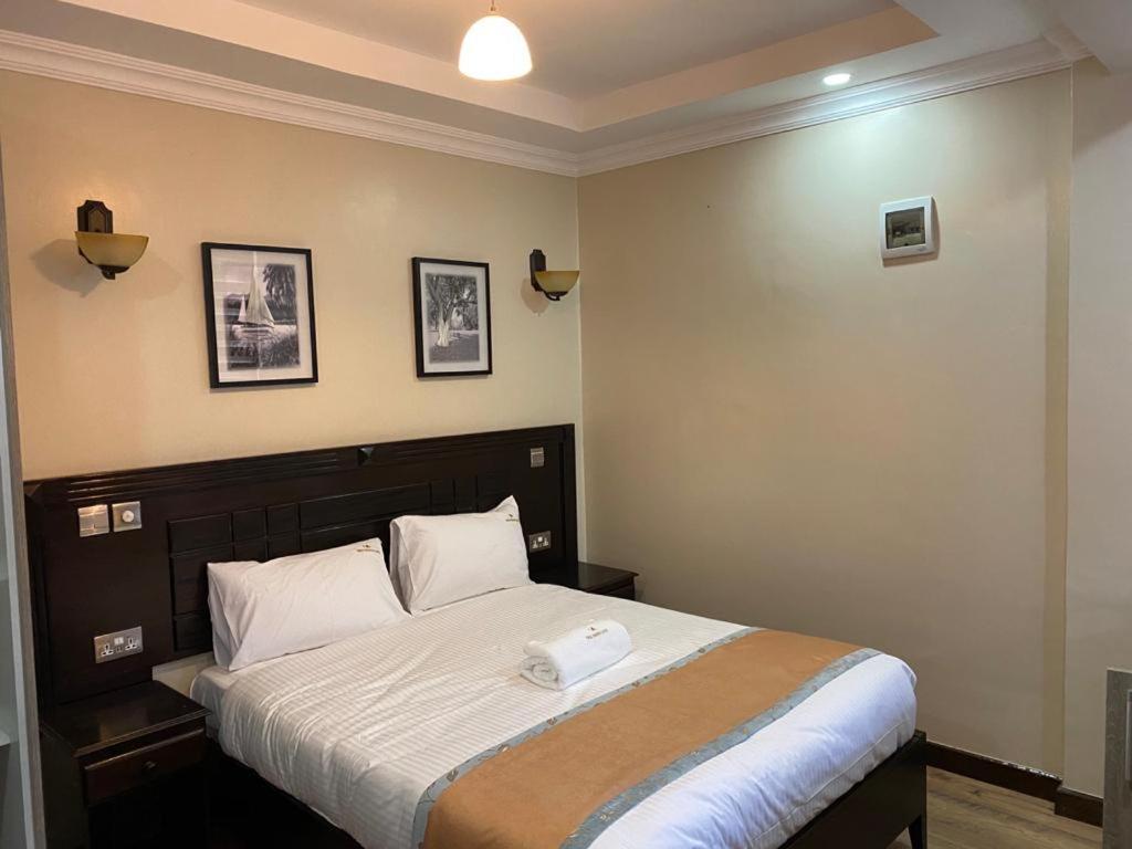 Hemak Suites ไนโรบี ภายนอก รูปภาพ