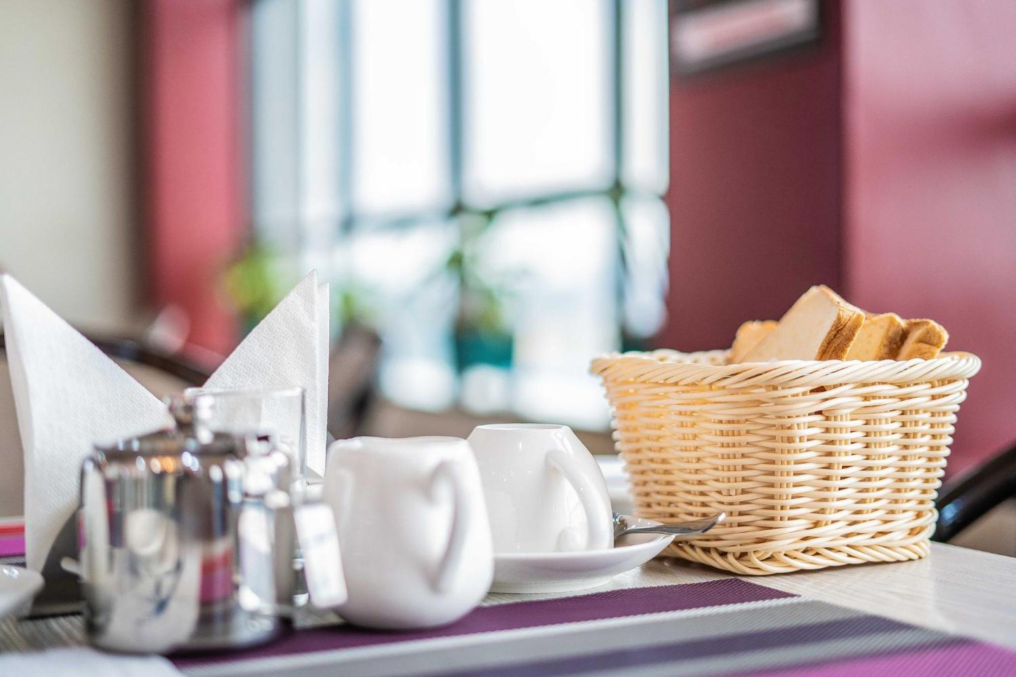 Hemak Suites ไนโรบี ภายนอก รูปภาพ