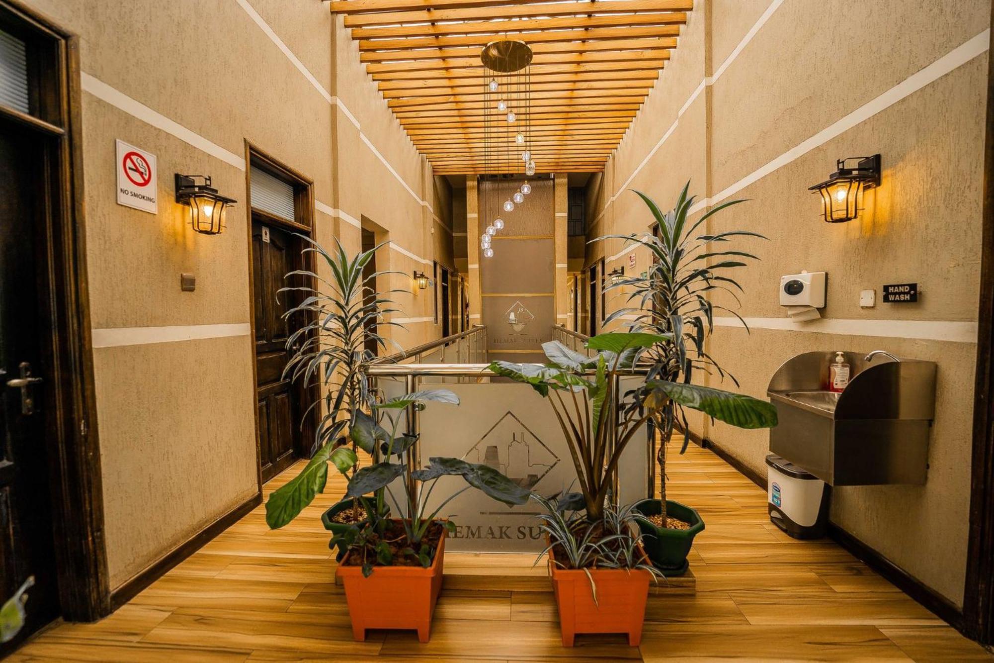 Hemak Suites ไนโรบี ภายนอก รูปภาพ