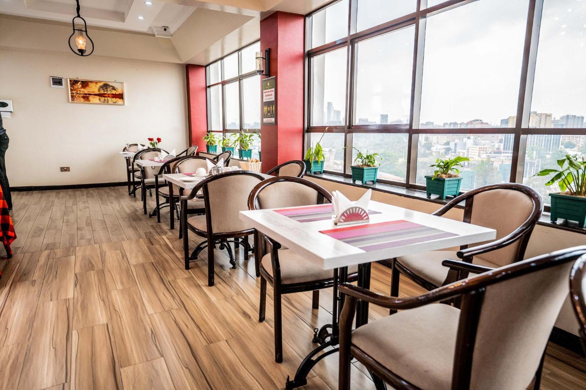 Hemak Suites ไนโรบี ภายนอก รูปภาพ