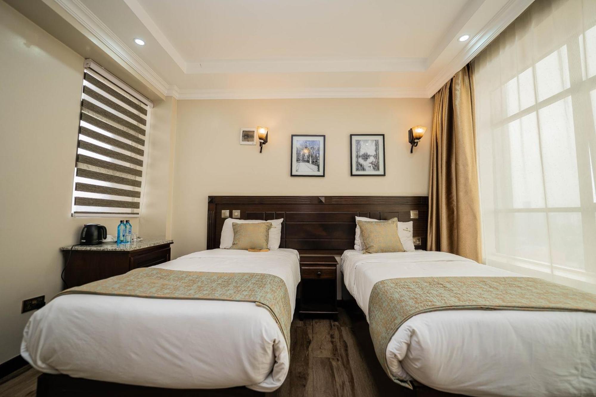 Hemak Suites ไนโรบี ภายนอก รูปภาพ