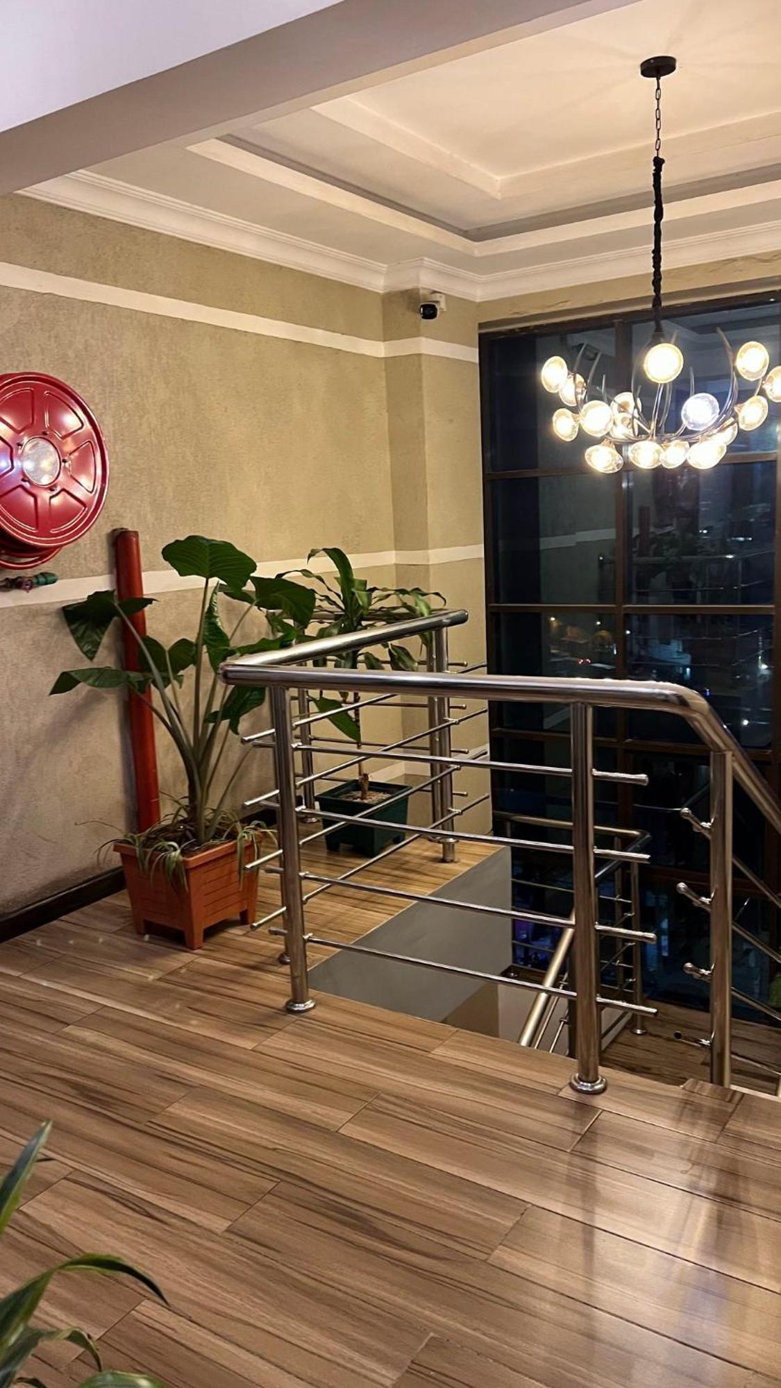 Hemak Suites ไนโรบี ภายนอก รูปภาพ