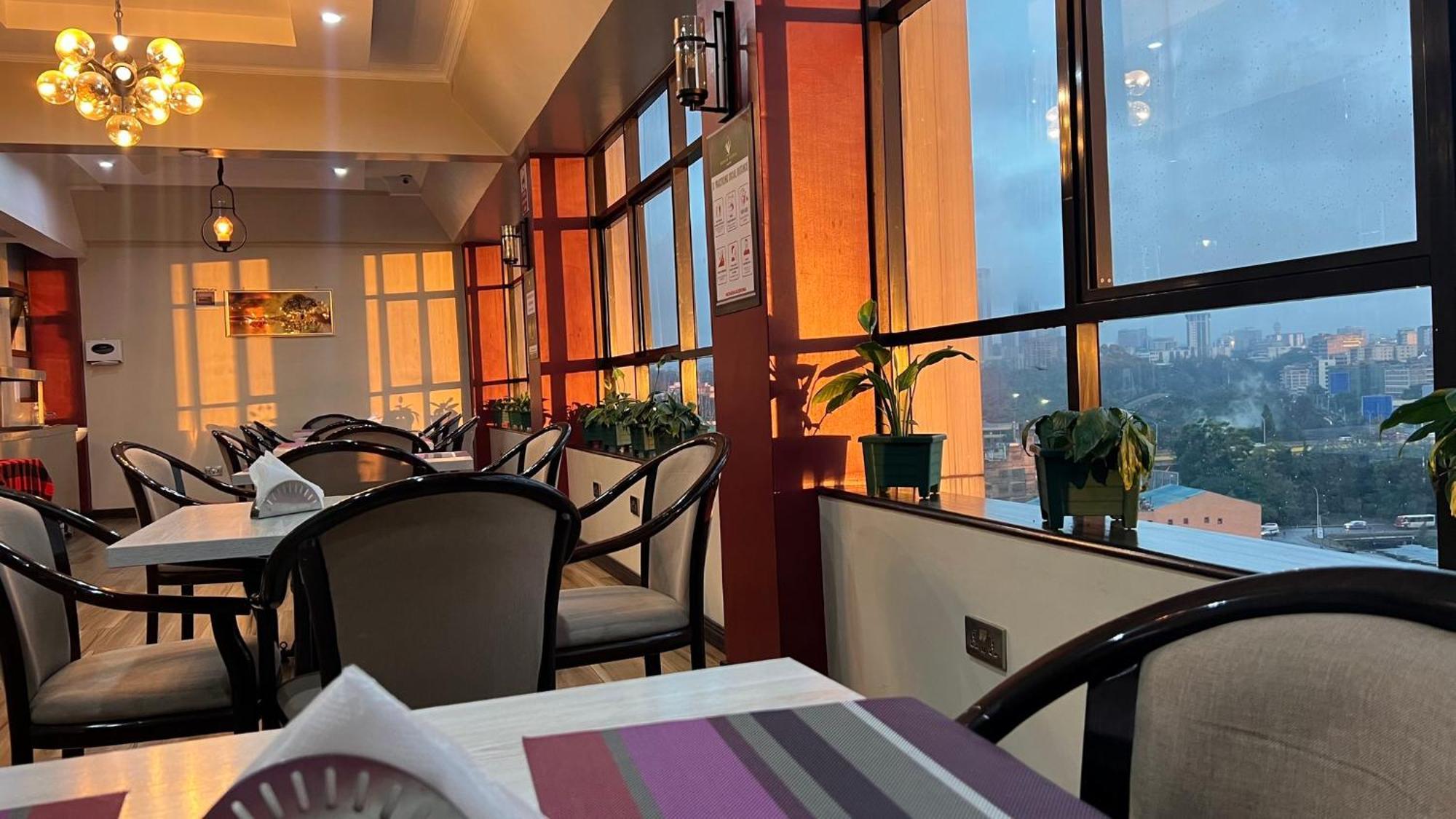 Hemak Suites ไนโรบี ภายนอก รูปภาพ